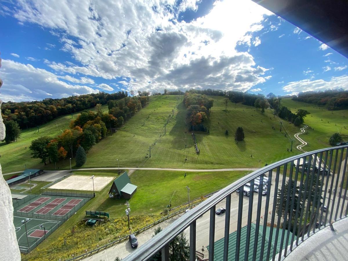 Resort Slopeside By Seven Springs Champion